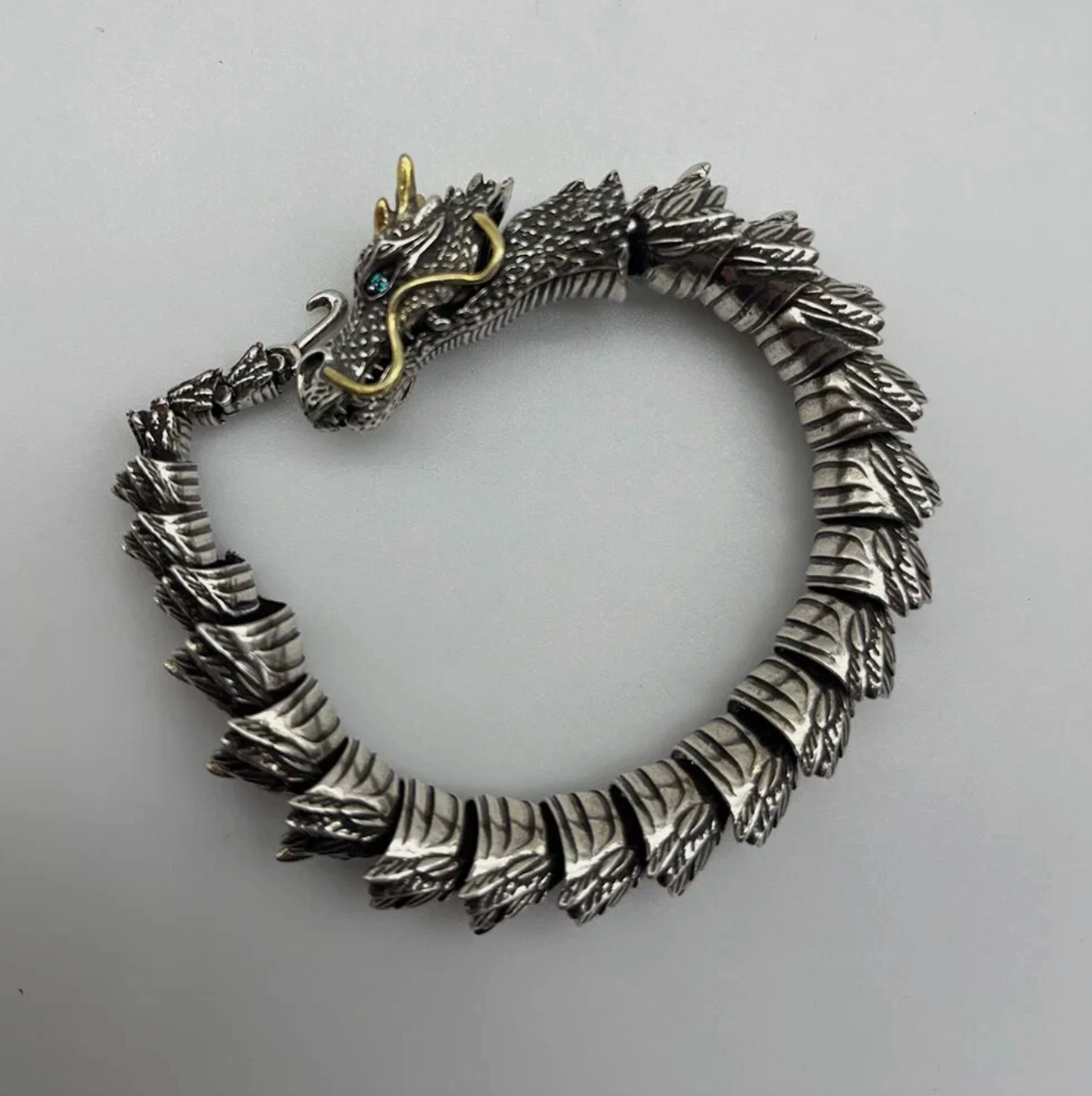 Bracelet Jonc Dragon Viking – Finition Argentée