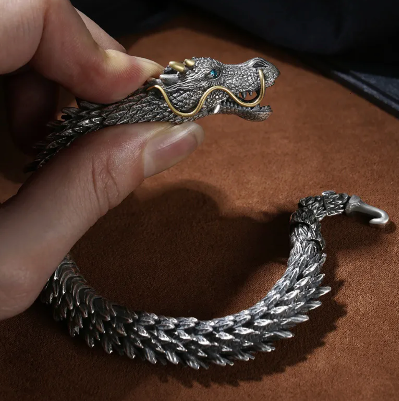 Bracelet Jonc Dragon Viking – Finition Argentée